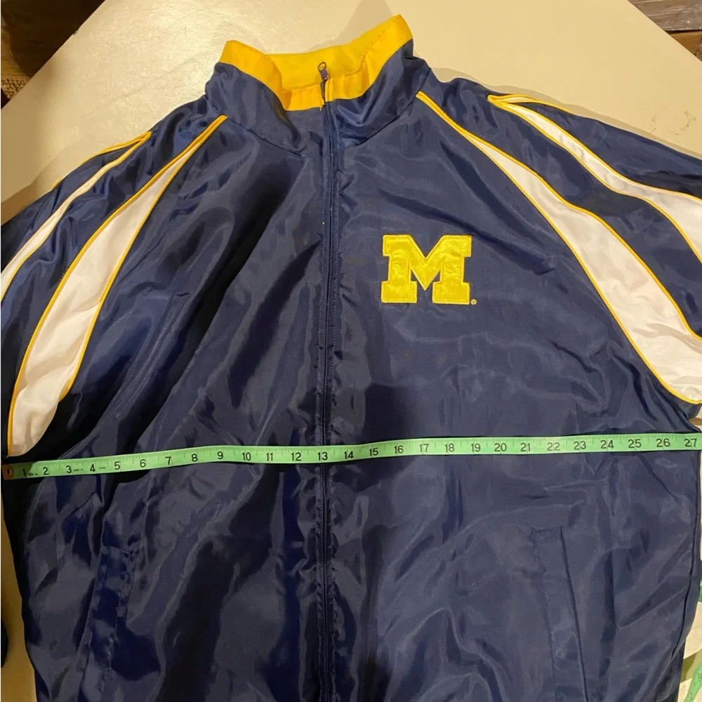 Michigan Jacket Men’s XL Blue Yellow FullZip Reversible GIII University